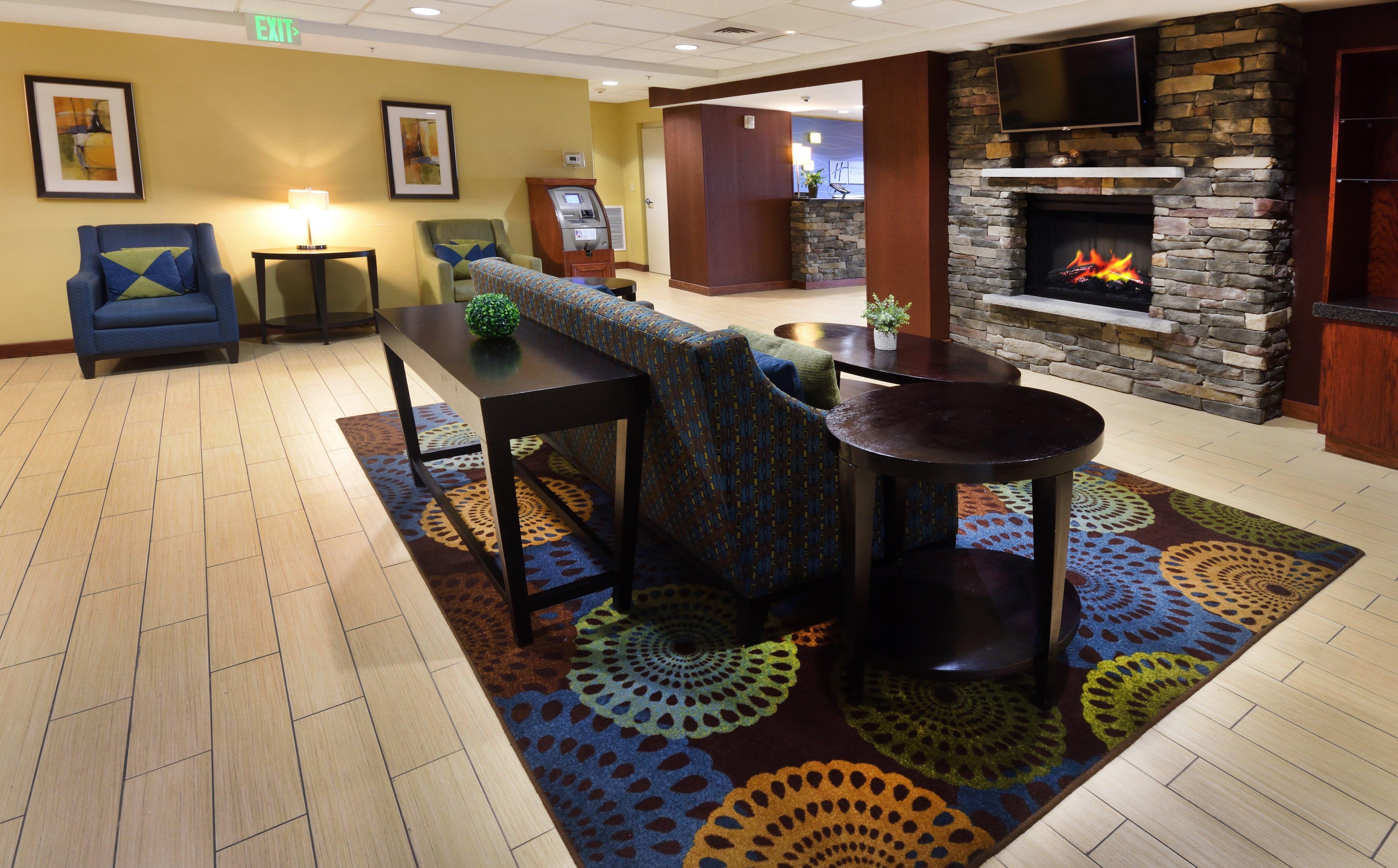 Holiday Inn Express Milford By Ihg Exterior photo